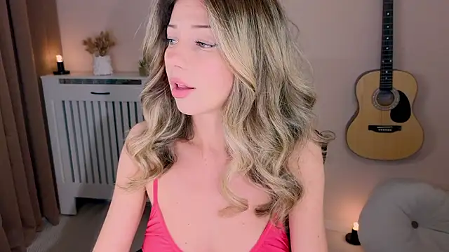 Lenamuti25 online show from March 2026 03:43:01 PM