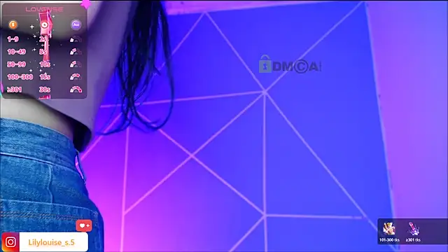 lilylouisee online show from November 2025 03:00:02 AM