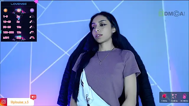 lilylouisee online show from February 2026 06:43:02 PM