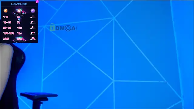 lilylouisee online show from October 2025 03:00:01 PM