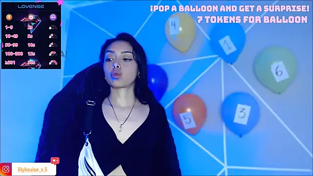 lilylouisee online show from December 2025 02:38:02 AM