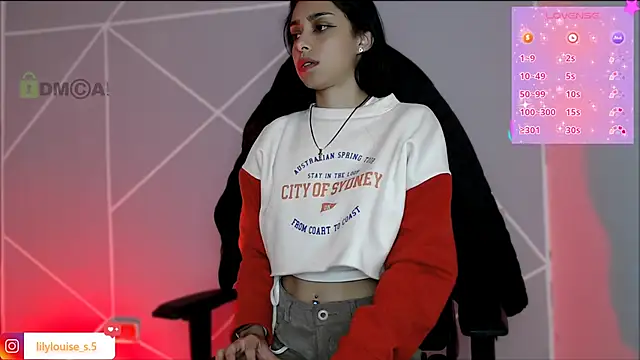 lilylouisee online show from March 2026 10:46:01 PM