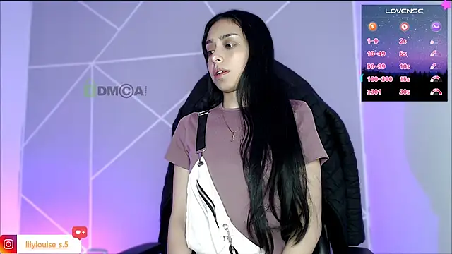 lilylouisee online show from March 2026 05:34:01 PM