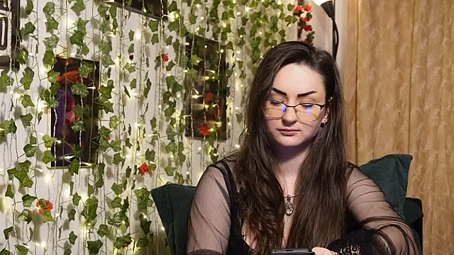 NaughtYHomemadE online show from February 2026 10:04:02 AM