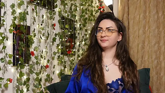 NaughtYHomemadE online show from March 2026 08:27:02 PM