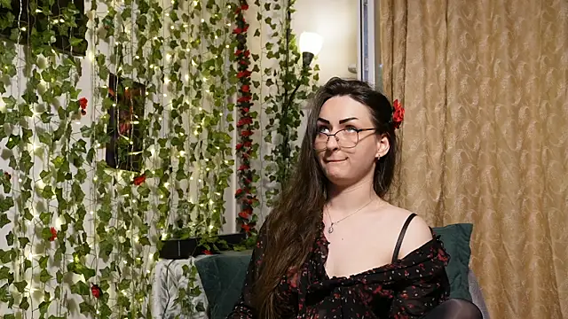 Snapshot of NaughtYHomemadE chatting on June 2026 01:09:02 PM NaughtYHomemadE online show from June 2026 01:09:02 PM