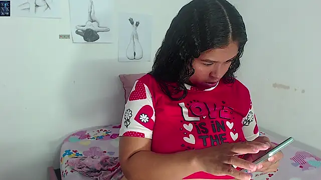 Hazel donna online show from November 2025 07:07:01 AM