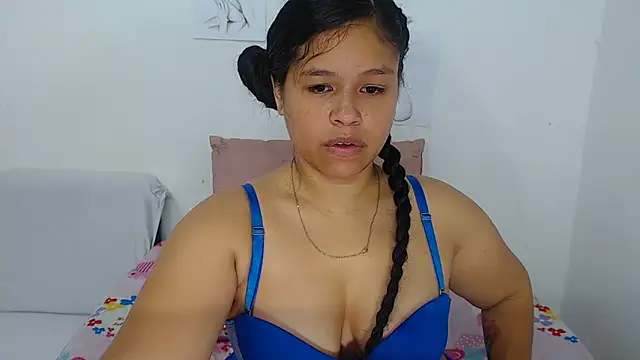 Hazel donna online show from May 2026 03:48:01 AM