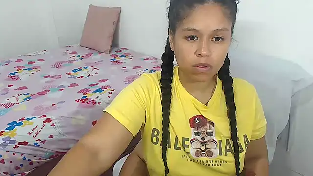 Hazel donna online show from May 2026 02:30:01 AM