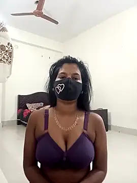 Snapshot of Anusri- chatting on December 2025 02:45:01 PM Anusri- online show from December 2025 02:45:01 PM