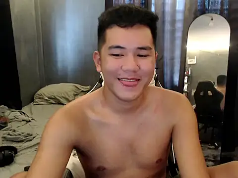 xgregor07 online show from November 2025 02:37:02 AM