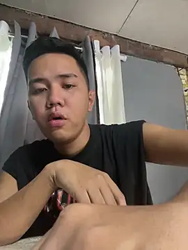 xgregor07 online show from December 2025 02:04:02 AM