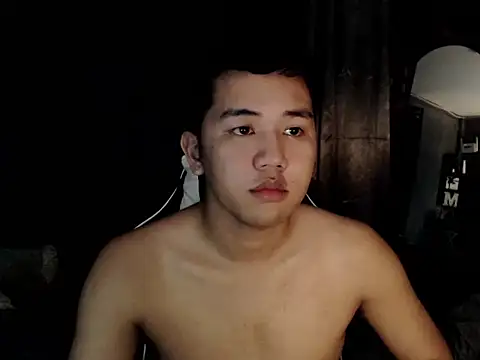 xgregor07 online show from November 2025 04:40:02 PM