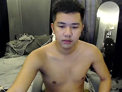 xgregor07 online show from November 2025 07:13:01 AM