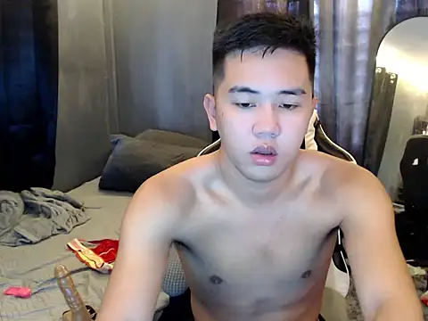 xgregor07 online show from November 2025 03:54:01 AM