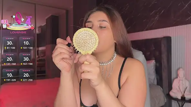 XtraHotX online show from September 2025 01:02:01 AM