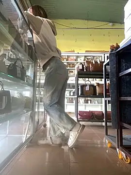 Rosa 998 online show from February 2026 12:41:01 AM