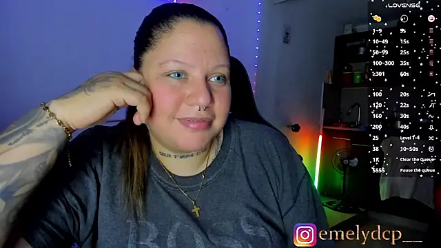 mariana maze online show from April 2026 02:05:01 AM