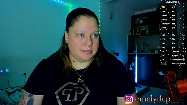 mariana maze online show from June 2026 06:02:02 AM