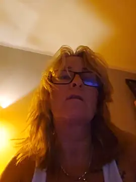 Steffi45 online show from June 2026 07:22:01 PM