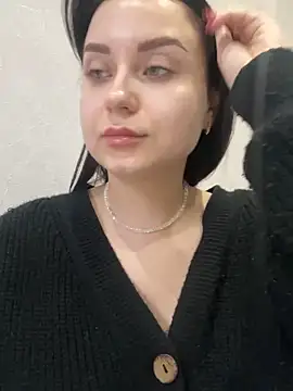 Snapshot of ellie_ssexy chatting on February 2025 04:54:01 AM ellie ssexy online show from February 2025 04:54:01 AM