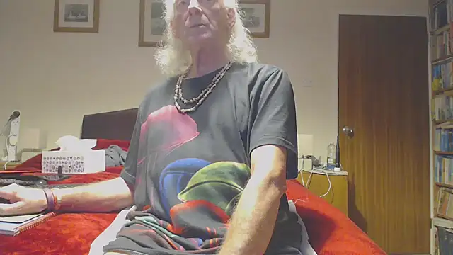 WaverlyKernow online show from December 2025 10:30:02 AM