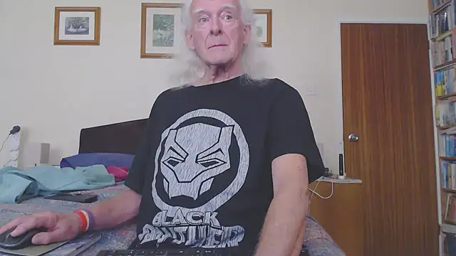 WaverlyKernow online show from March 2026 02:15:01 PM