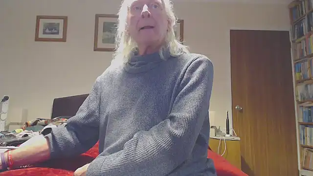 WaverlyKernow online show from February 2026 09:07:02 AM