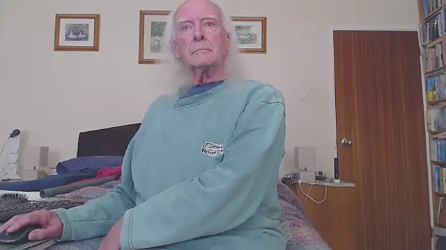 WaverlyKernow online show from March 2026 03:22:01 PM