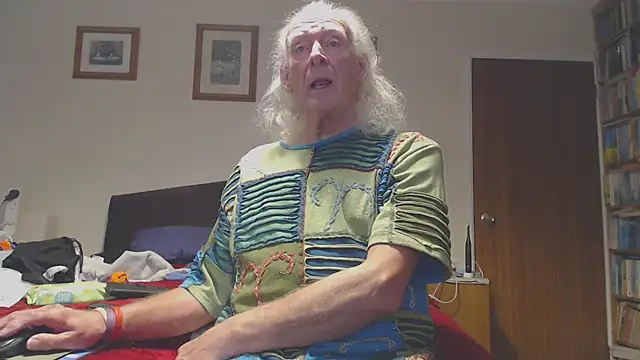 WaverlyKernow online show from February 2026 01:35:02 PM