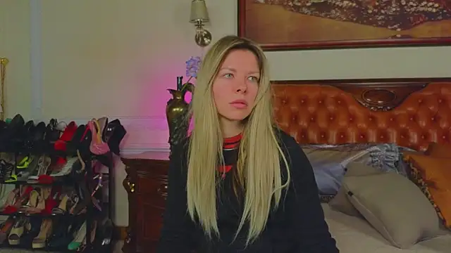 Real Tini online show from February 2026 07:08:02 AM