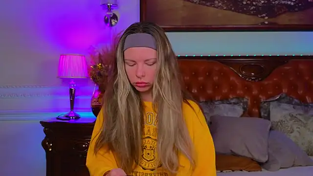 Real Tini online show from January 2026 06:08:02 AM