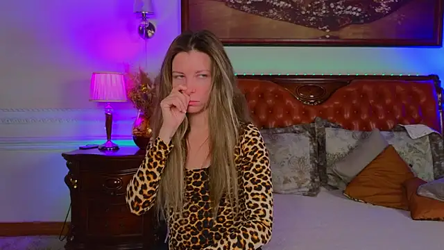 Real Tini online show from January 2026 06:17:01 AM