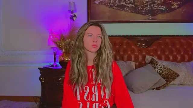 Real Tini online show from November 2025 05:55:02 AM