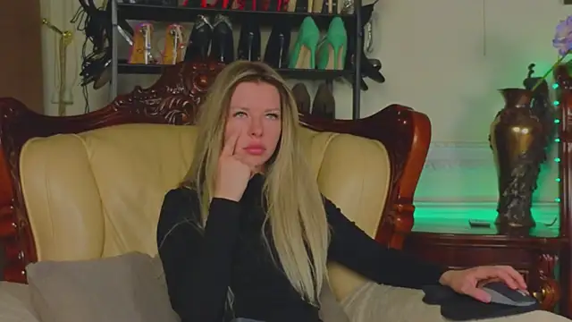 Real Tini online show from March 2026 06:26:01 AM