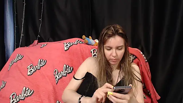 Snapshot of Milana69 chatting on June 2026 03:43:01 PM Milana69 online show from June 2026 03:43:01 PM