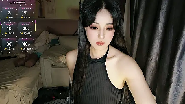Ti amo UU online show from May 2026 05:49:01 PM