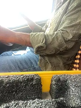 Snapshot of TeluguBoyAbhi chatting on January 2026 06:09:01 AM TeluguBoyAbhi online show from January 2026 06:09:01 AM