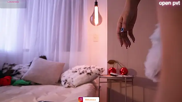 lilith  rosse online show from December 2025 11:45:01 AM