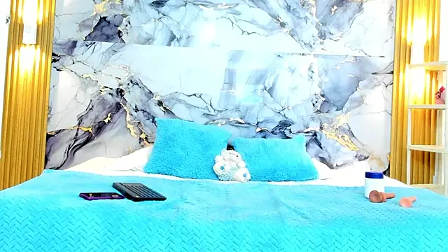 luna hoott online show from November 2025 01:37:02 PM