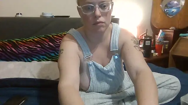 Snapshot of Toybox13_Pika chatting on December 2025 02:34:02 AM Toybox13 Pika online show from December 2025 02:34:02 AM