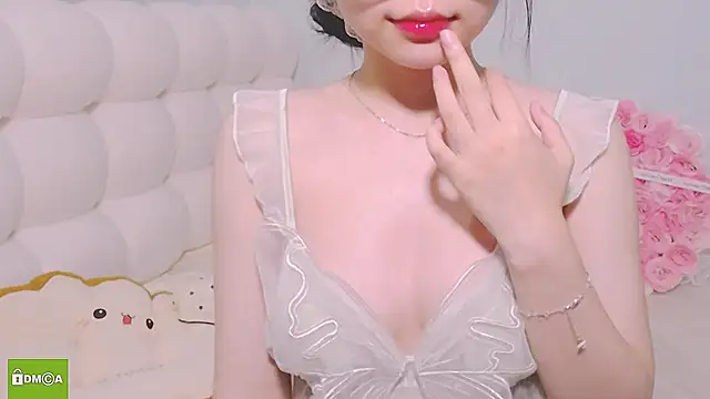 Snapshot of NGOCHA_06 chatting on September 2025 10:49:02 PM NGOCHA 06 online show from September 2025 10:49:02 PM