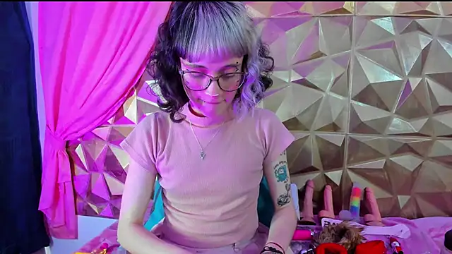 neeko princes online show from February 2025 03:20:02 PM