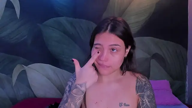 sweett dirty online show from December 2025 12:31:01 PM