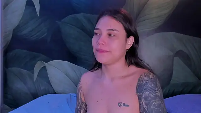 Snapshot of sweett_dirty chatting on December 2025 12:22:02 PM sweett dirty online show from December 2025 12:22:02 PM