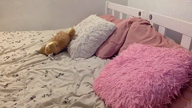 chunliklk online show from February 2025 08:14:02 PM