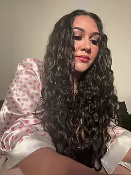 Lickplayofficial online show from May 2026 05:33:01 AM