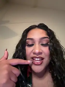 Lickplayofficial online show from April 2026 04:36:02 AM