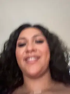 Lickplayofficial online show from April 2026 07:39:01 PM