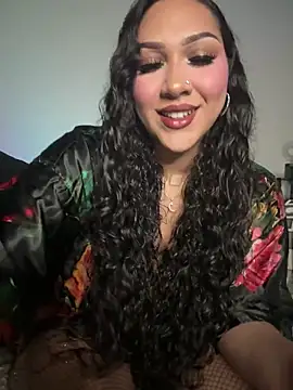 Lickplayofficial online show from June 2026 02:33:01 AM